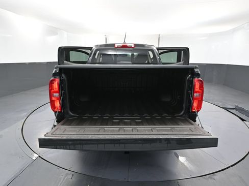 Used 2020 Chevrolet Colorado Z71 AWD/4WD image 40