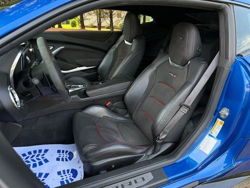Used 2017 Chevrolet Camaro ZL1 RWD image 46