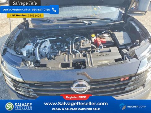 Used 2025 Nissan Kicks SR FWD image 16