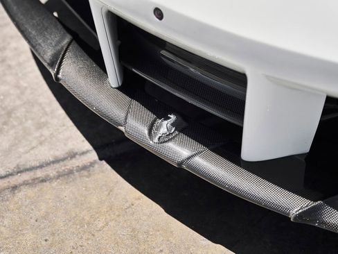 Used 2017 Ferrari 488 GTB RWD image 8