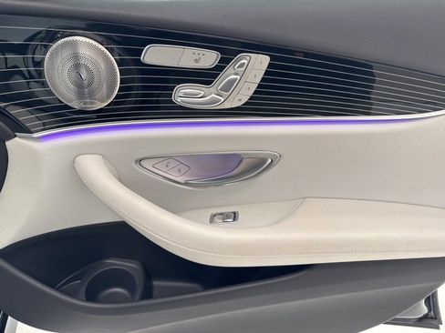 Used 2022 Mercedes-Benz E 350 4MATIC Sedan w/ AMG Line Exterior image 58