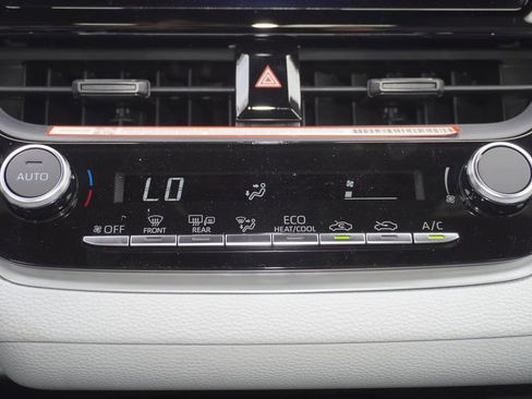 Certified 2026 Toyota Corolla SE FWD image 15