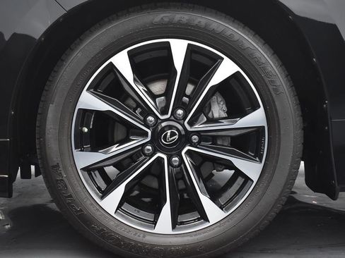 Used 2021 Lexus LX 570 4WD w/ Sport Package image 37