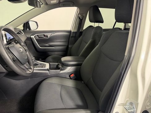 Used 2025 Toyota RAV4 LE FWD image 21