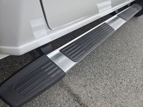 Used 2020 GMC Sierra 2500 SLT w/ SLT Premium Plus Package image 23