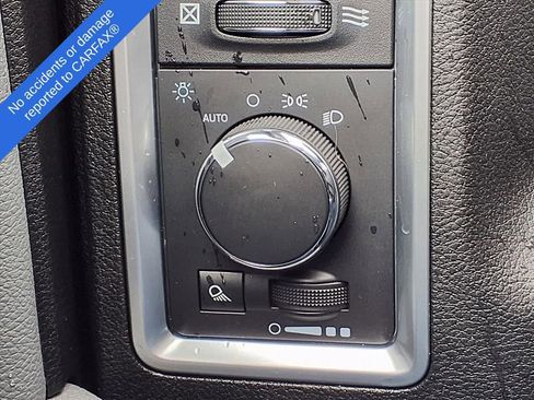 Used 2020 RAM 1500 Classic SLT w/ Luxury Group image 27