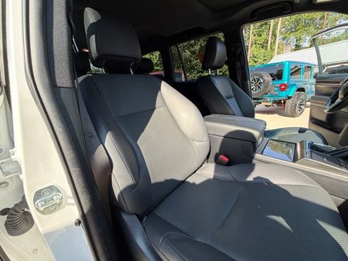 Used 2022 Lexus GX 460 Premium w/ Premium Package AWD/4WD image 60