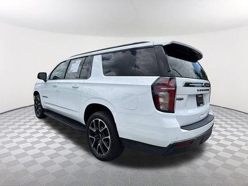 Used 2022 Chevrolet Suburban RST w/ Luxury Package RWD image 7