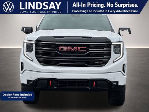 Used 2025 GMC Sierra 1500 AT4 w/ AT4 Premium Package AWD/4WD image 3