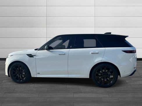 Used 2026 Land Rover Range Rover Sport Dynamic SE AWD/4WD image 2