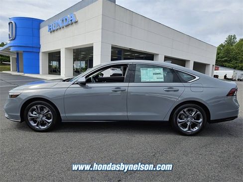 New 2025 Honda Accord EX-L image 4