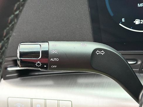 Certified 2026 Hyundai Kona Limited FWD image 21
