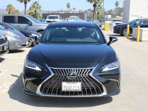 Certified 2025 Lexus ES 350 w/ Premium Package FWD image 2