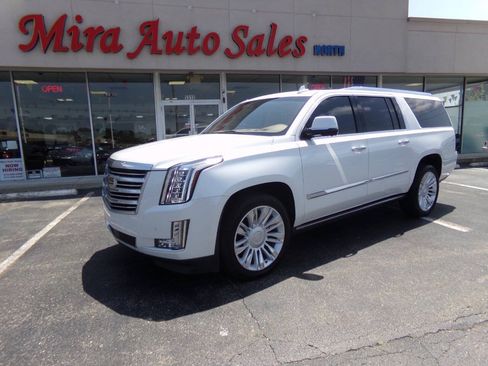 Used 2016 Cadillac Escalade ESV Platinum AWD/4WD image 1