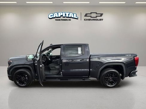 Used 2022 GMC Sierra 1500 Elevation w/ LPO, Elevation Black Package image 13