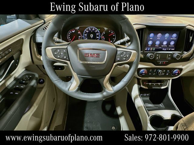Used 2023 GMC Terrain Denali w/ Denali Premium Package AWD/4WD image 11