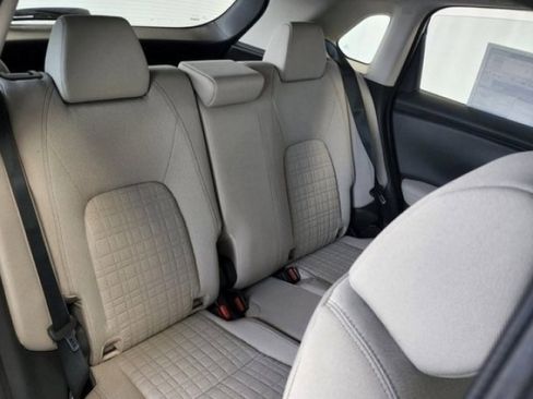 Certified 2025 Honda HR-V LX image 15