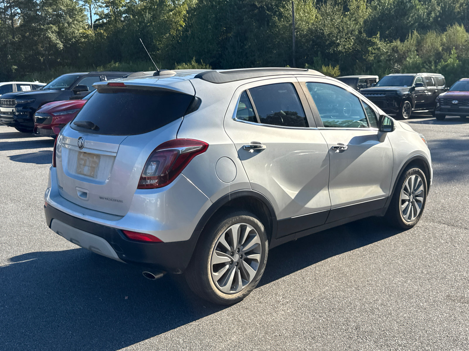 Used 2019 Buick Encore Preferred FWD image 5