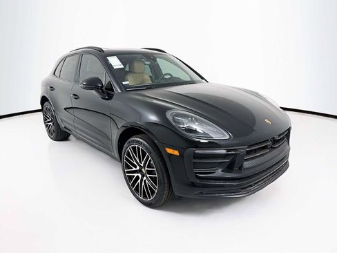 New 2026 Porsche Macan AWD/4WD image 7
