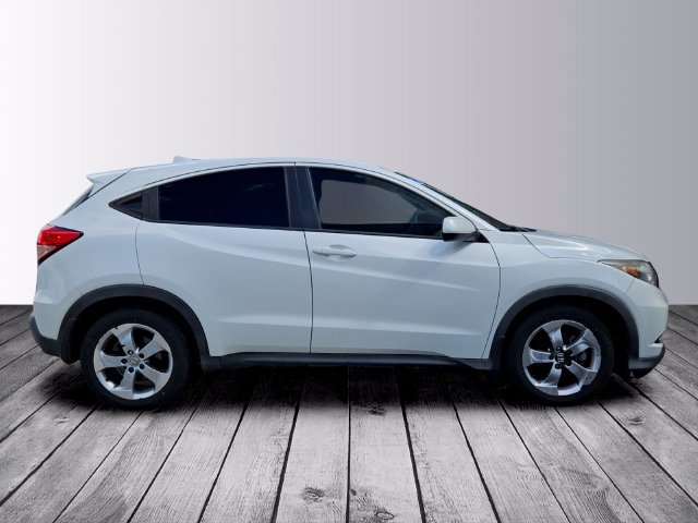 Used 2016 Honda HR-V LX image 6