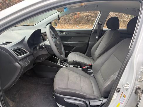 Used 2018 Hyundai Accent SE image 14