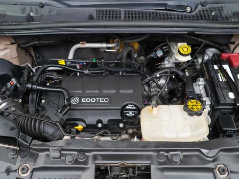 Used 2019 Buick Encore Preferred w/ Safety Package FWD image 31