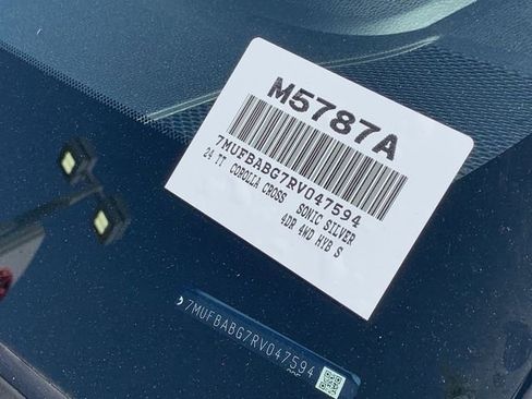 Used 2024 Toyota Corolla Cross AWD Hybrid image 37