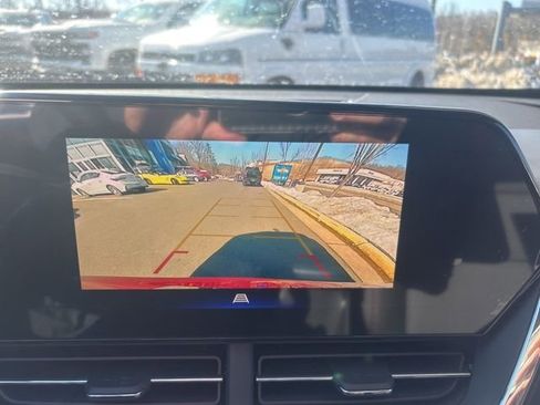 New 2026 Chevrolet Trax RS w/ Sunroof Package image 24