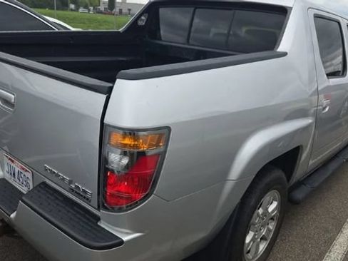 Used 2008 Honda Ridgeline RTS image 2