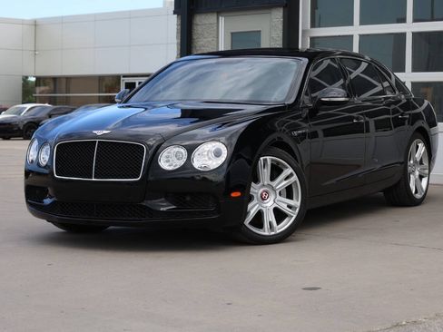 Used 2017 Bentley Flying Spur S V8 AWD/4WD image 3