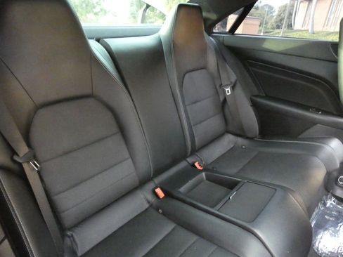 Used 2017 Mercedes-Benz E 400 Coupe image 39