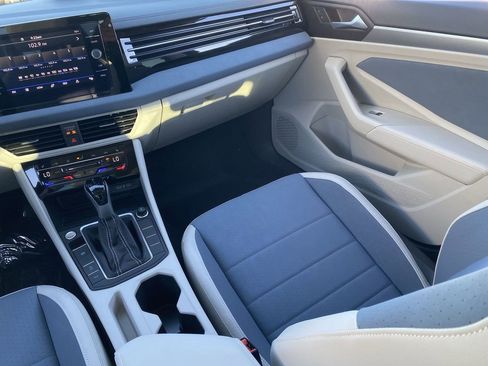 New 2026 Volkswagen Jetta SE image 12