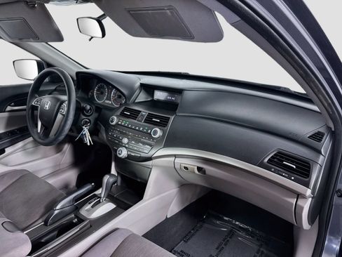 Used 2012 Honda Accord LX image 25