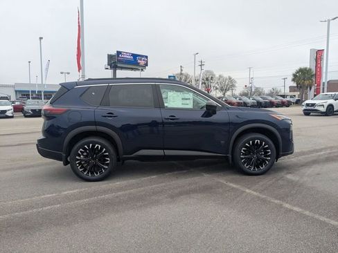 New 2026 Nissan Rogue SV FWD image 2
