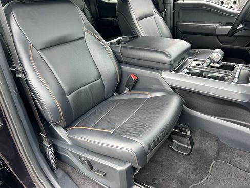 Used 2025 Ford F150 Lariat AWD/4WD image 8
