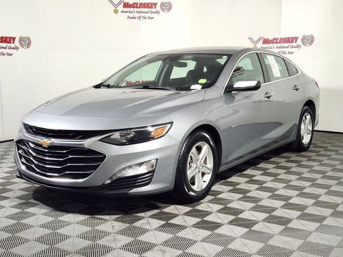 Used 2023 Chevrolet Malibu LT image 3