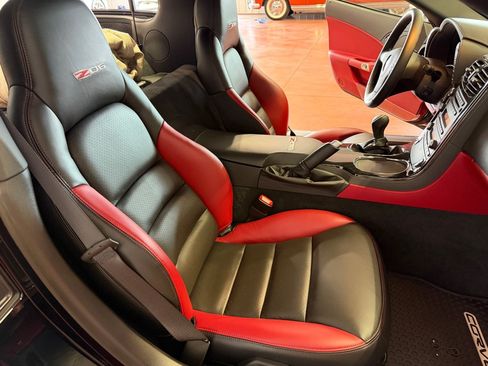 Used 2010 Chevrolet Corvette Z06 w/ Preferred Equipment Group RWD image 23