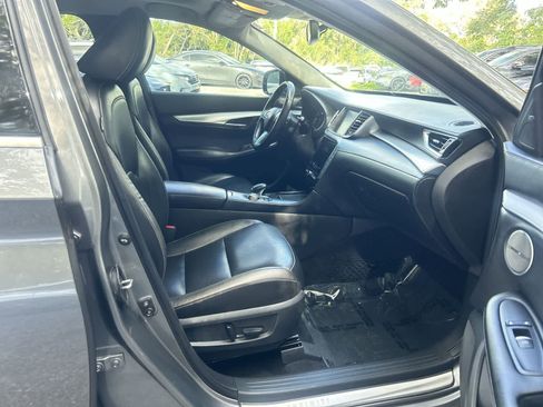 Used 2019 INFINITI QX50 Essential w/ Premium Heat Package FWD image 14