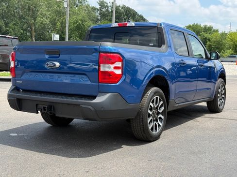 Used 2024 Ford Maverick Lariat FWD image 8