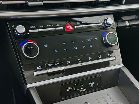 Used 2024 Hyundai Santa Fe XRT AWD/4WD image 18