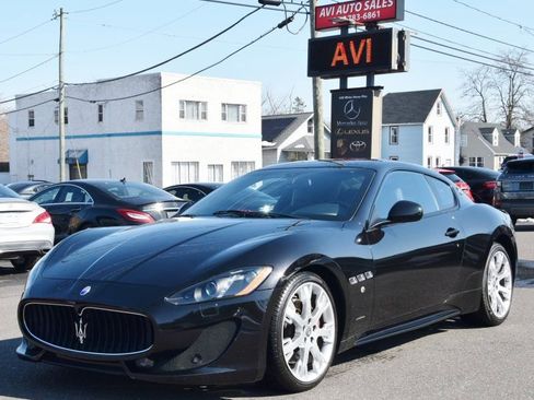Used 2016 Maserati GranTurismo MC image 19