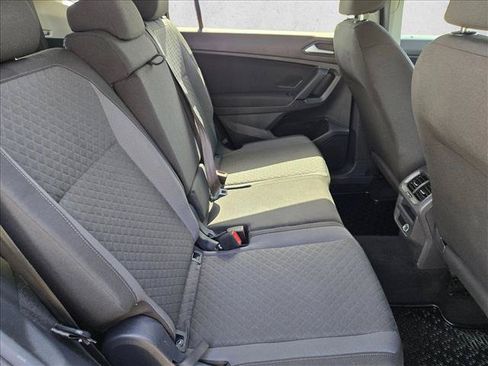 Used 2019 Volkswagen Tiguan S FWD image 19