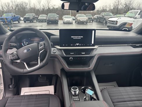 New 2026 Ford Explorer ST-Line image 15