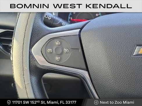 Used 2021 Chevrolet Traverse LS image 12