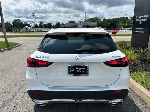 New 2026 Mercedes-Benz GLA 250 4MATIC image 4