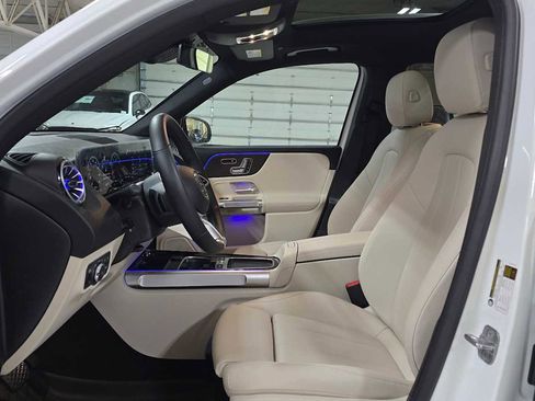Certified 2025 Mercedes-Benz GLB 250 4MATIC image 20
