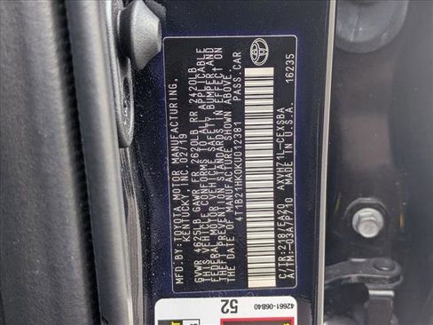 Certified 2019 Toyota Camry SE w/ Sunroof Package image 17