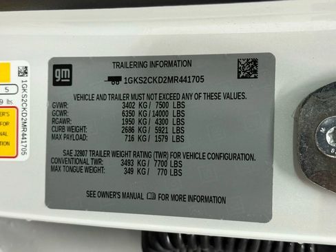 Used 2021 GMC Yukon AT4 w/ Technology Package image 49