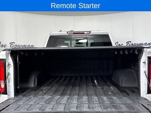 Used 2019 GMC Sierra 1500 SLT w/ SLT Premium Plus Package AWD/4WD image 10