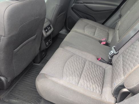 Used 2018 Chevrolet Equinox LT w/ Sun & Infotainment Package AWD/4WD image 15
